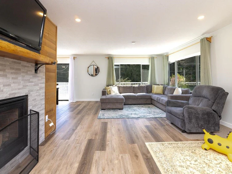 5607 Wakefield Road, Sechelt, BC, V7Z 0N3 - 12