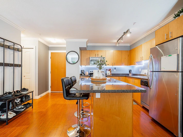 312-8717 160 Street, Surrey, BC, V4N 5X7 - 6