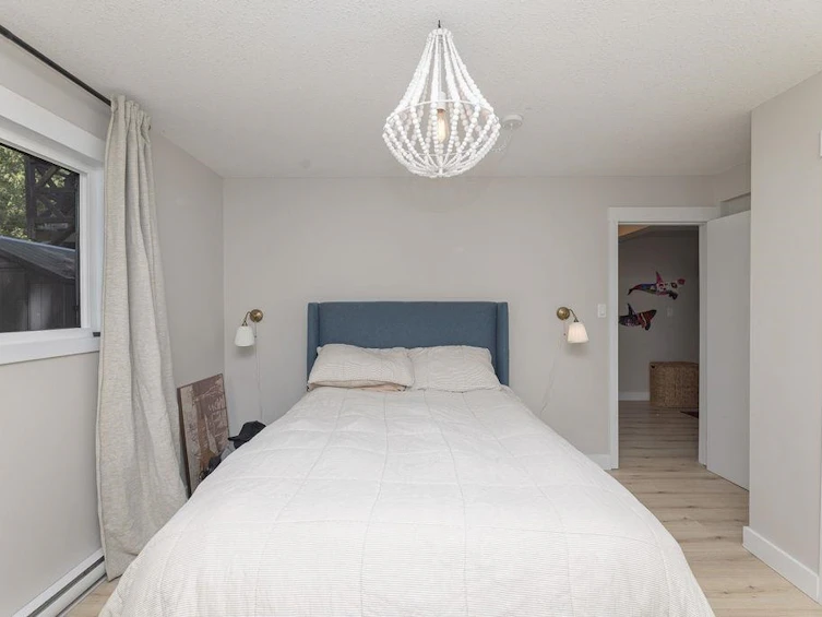 1453 Davidson Road, Gibsons, BC, V0N 1V6 - 18