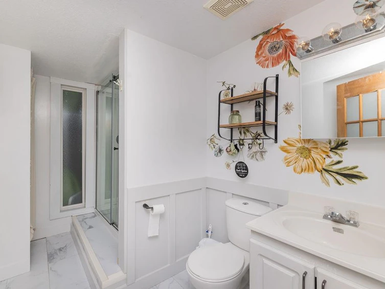 1453 Davidson Road, Gibsons, BC, V0N 1V6 - 30