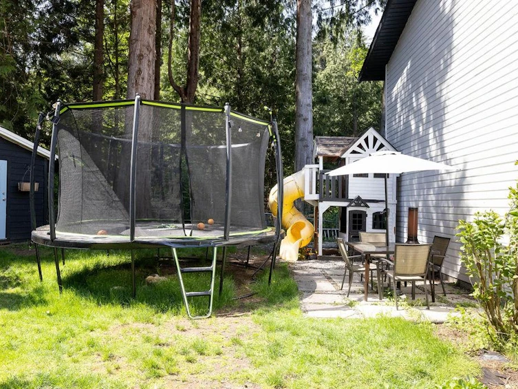 1453 Davidson Road, Gibsons, BC, V0N 1V6 - 32