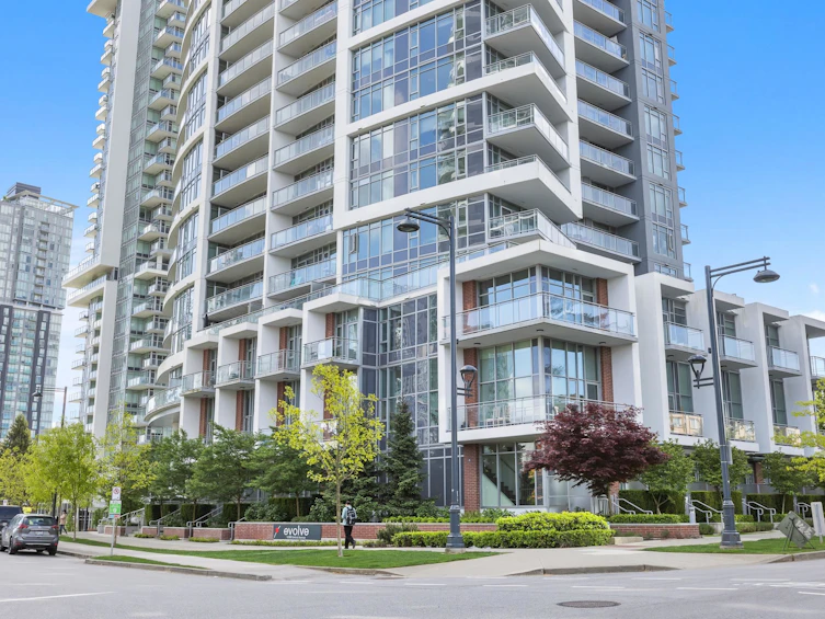 603-13308 Central Avenue, Surrey, BC, V3T 0M4 - 2