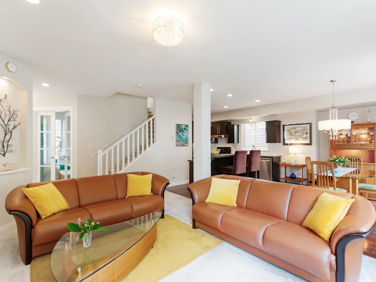 8184 211b Street, Langley, BC, V2Y 0B6 - 8