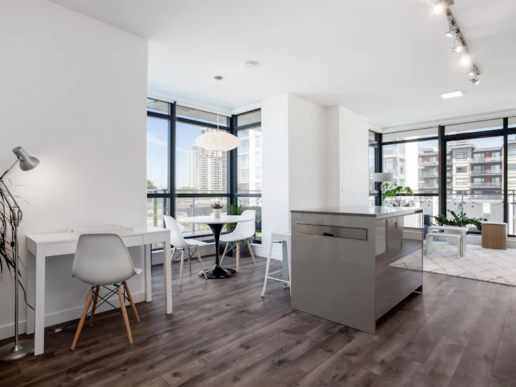 501-4488 Juneau Street, Burnaby, BC, V5C 0M4 - 4