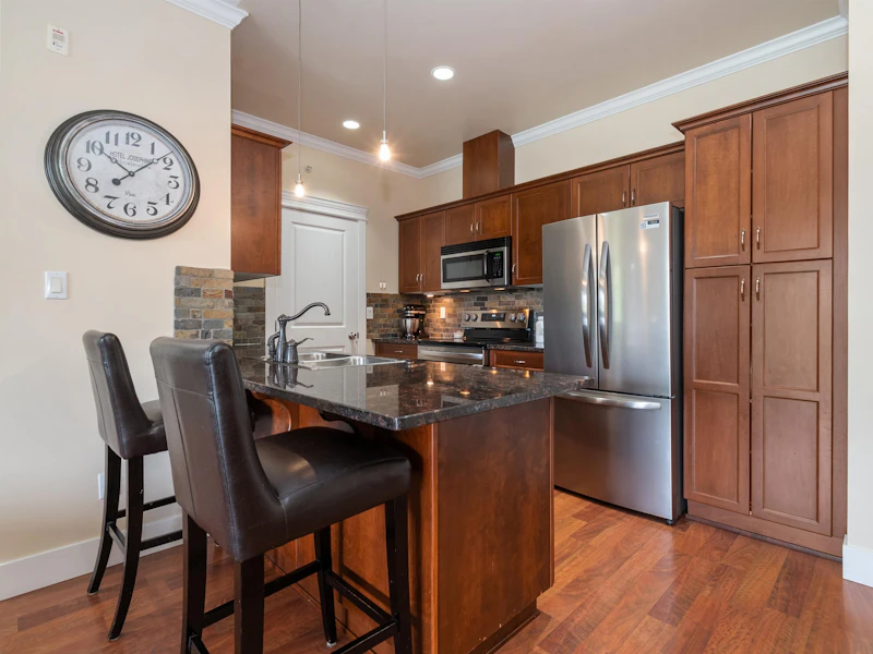410 - 2068 Sandalwood Crescent, Abbotsford BC V2S 3H6