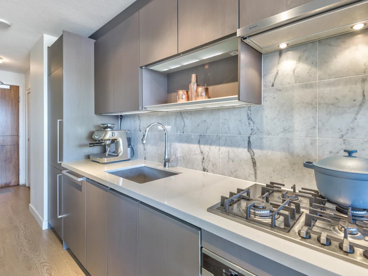 2910-13696 100 Avenue, Surrey, BC, V3T 0L5 - 2