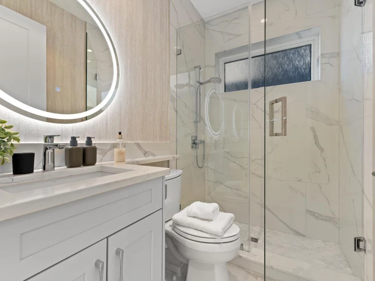 2976 W 42nd Avenue, Vancouver, BC, V6N 3G9 - 10