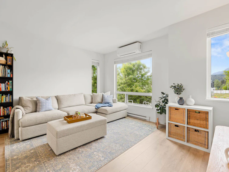 201-3105 St George Street, Port Moody, BC, V3H 2H6 - 3