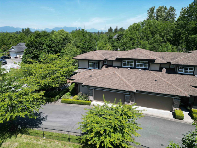 1-6988 177 Street, Surrey, BC, V3S 2K1 - 2