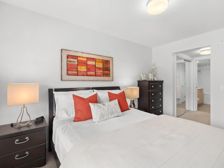 213-221 E 3rd Street, North Vancouver, BC, V7L 0C1 - 15