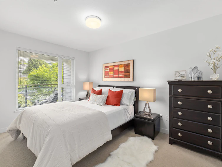 213-221 E 3rd Street, North Vancouver, BC, V7L 0C1 - 13