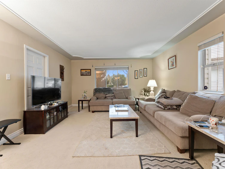 8883 157 Street, Surrey, BC, V4N 2Y8 - 4