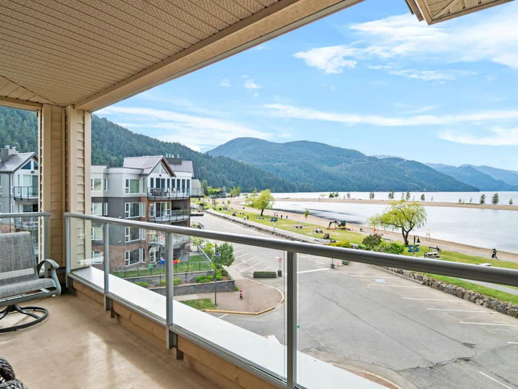 403-410 Esplanade Avenue, Harrison Hot Springs, BC, V0M 1K0 - 29