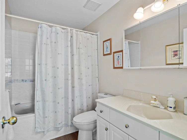 403-410 Esplanade Avenue, Harrison Hot Springs, BC, V0M 1K0 - 12