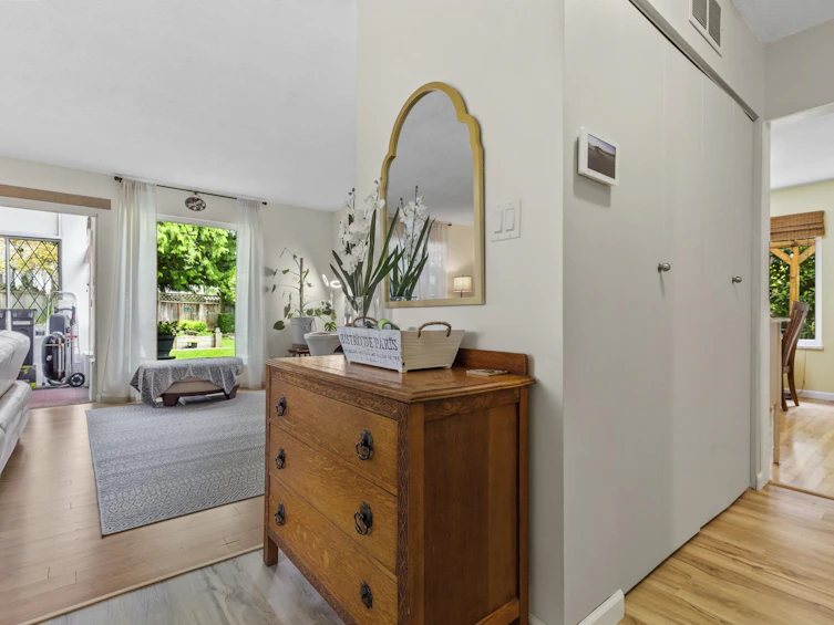 7774 Hurd Street, Mission, BC, V2V 4H7 - 2