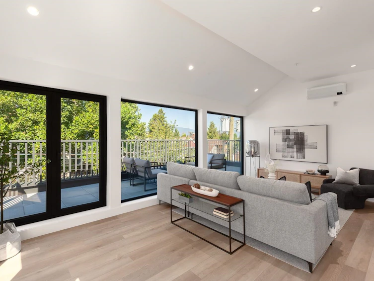 203-239 E 16th Avenue, Vancouver, BC, V5T 2T5 - 11