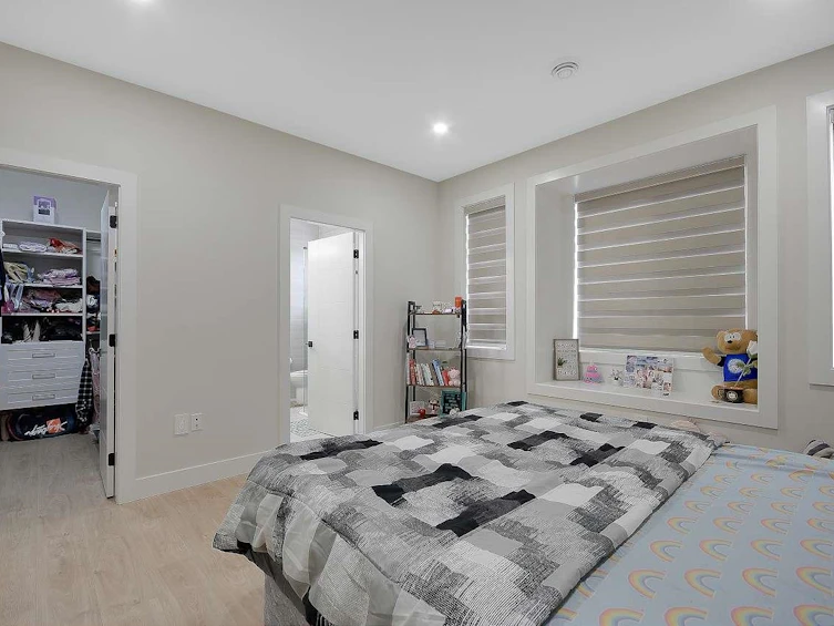 19121 67 Avenue, Surrey, BC, V4N 6A4 - 22