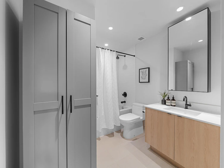 203-83 Moody Street, Port Moody, BC, V3H 0K7 - 16