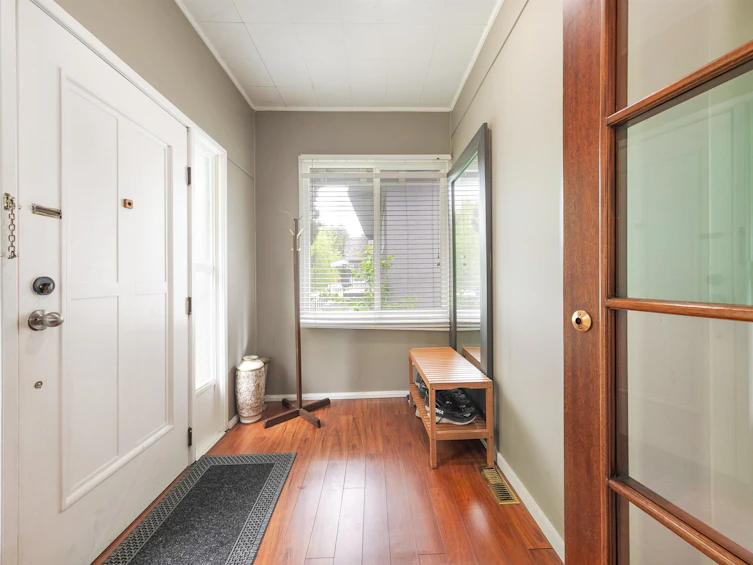 2820 W 11th Avenue, Vancouver, BC, V6K 2M1 - 3