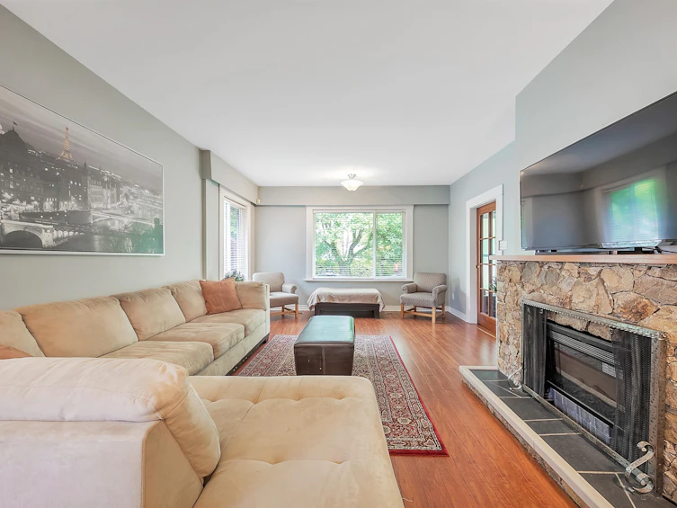 2820 W 11th Avenue, Vancouver, BC, V6K 2M1 - 6