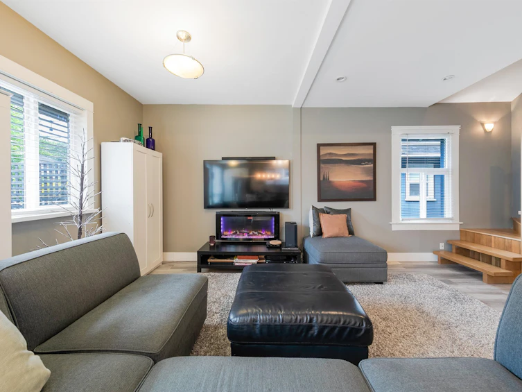 2820 W 11th Avenue, Vancouver, BC, V6K 2M1 - 8