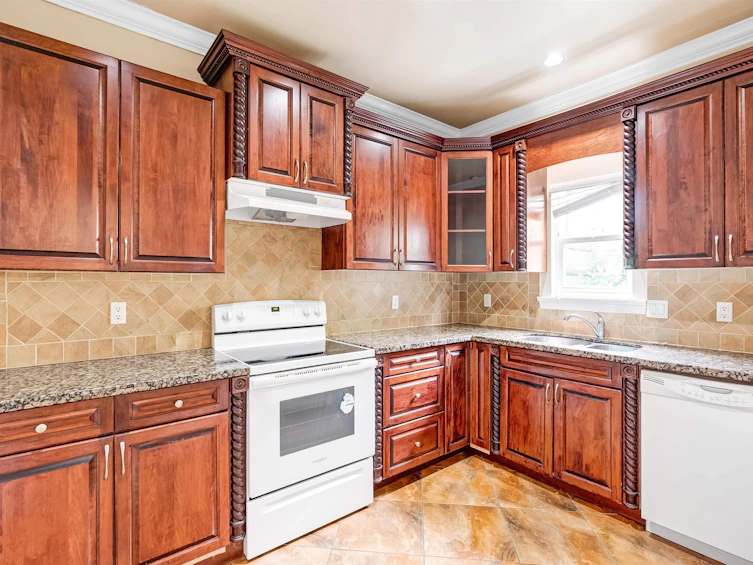 7161 151 Street, Surrey, BC, V3S 7Y8 - 16
