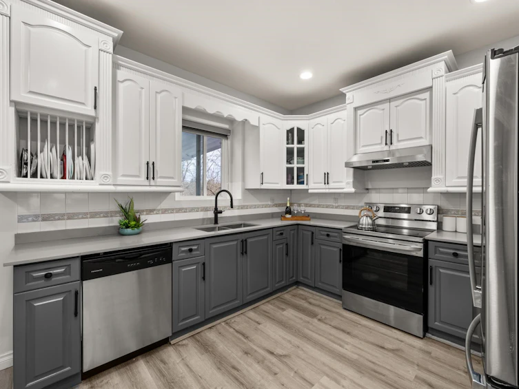 14630 80a Avenue, Surrey, BC, V3S 9Y6 - 10