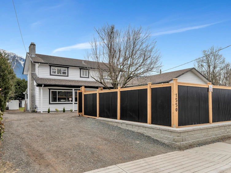 1550 Agassiz Rosedale Highway No 9 Highway, Agassiz, BC, V0M 1A2 - 3