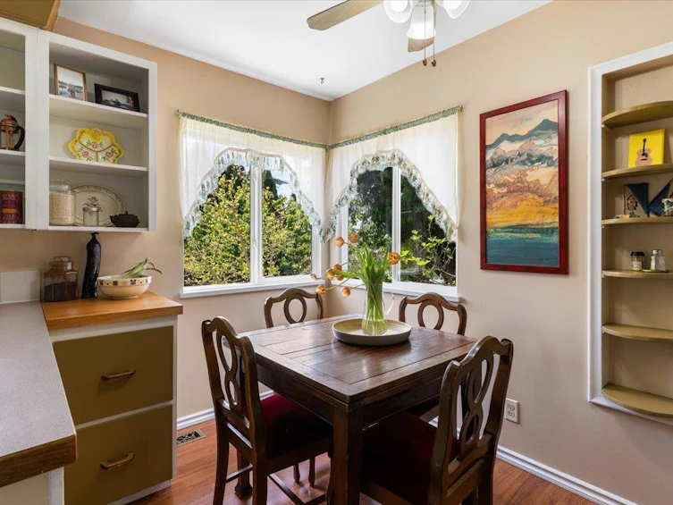 2209 Austin Avenue, Coquitlam, BC, V3K 3R9 - 9