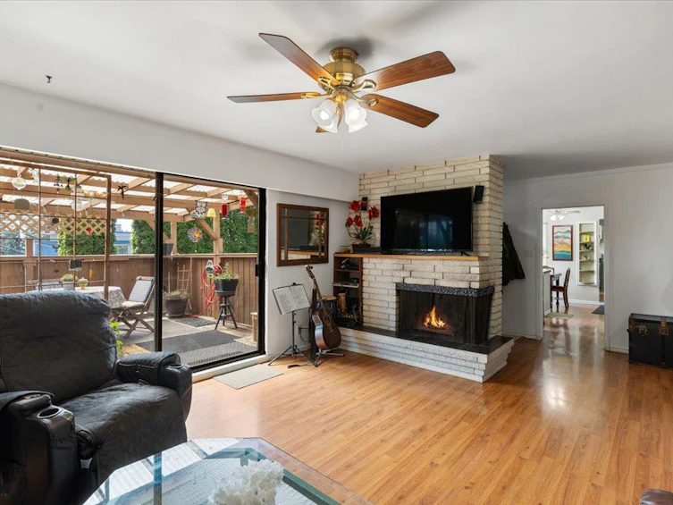 2209 Austin Avenue, Coquitlam, BC, V3K 3R9 - 5