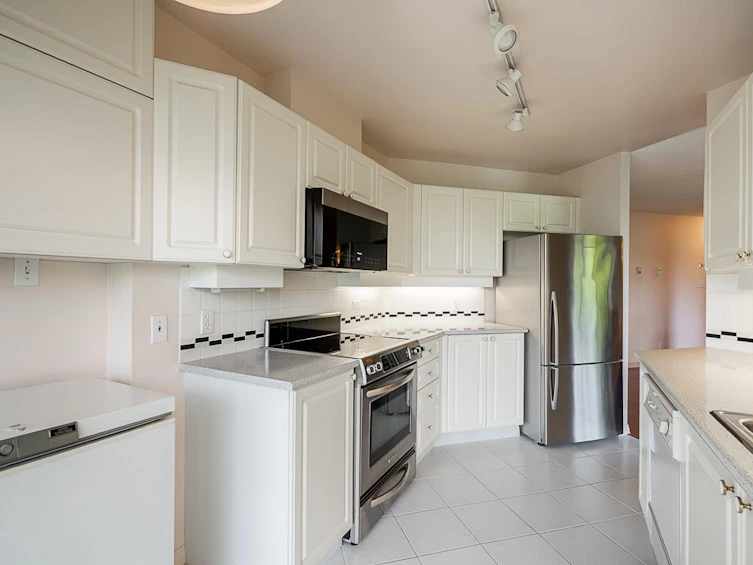 705-6188 Patterson Avenue, Burnaby, BC, V5H 2N1 - 16
