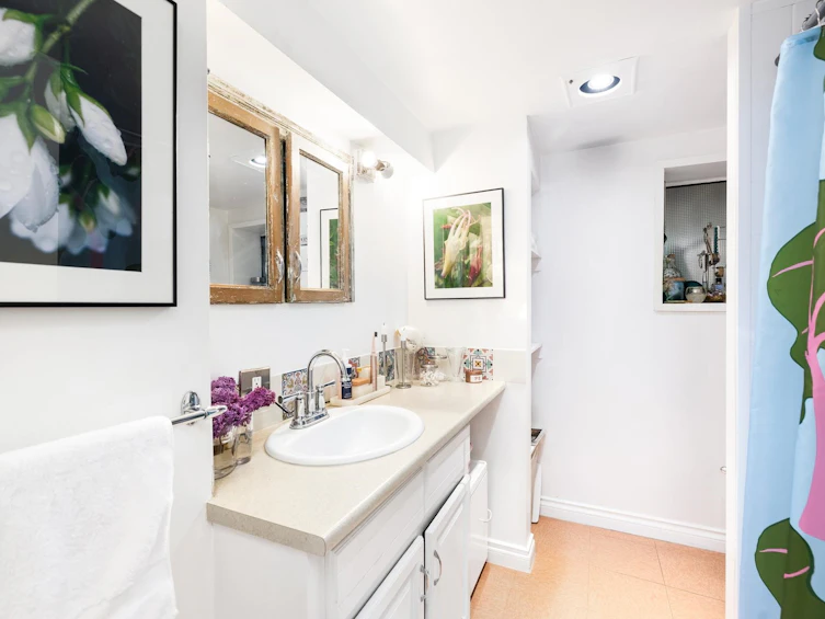 2176 E 19th Avenue, Vancouver, BC, V5N 2J6 - 12