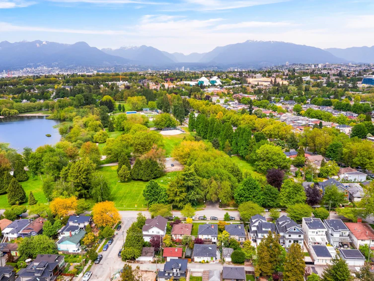 2176 E 19th Avenue, Vancouver, BC, V5N 2J6 - 5