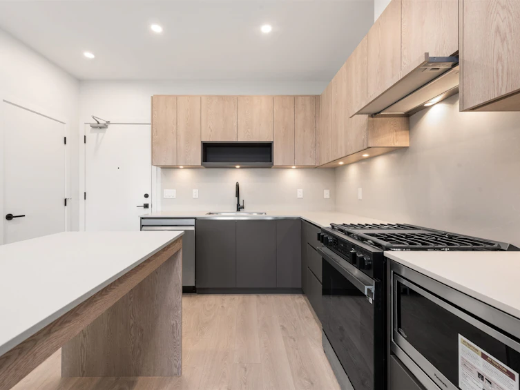 204-19577 65b Avenue, Surrey, BC, V4N 6Y3 - 13