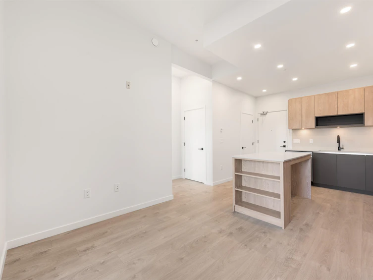 204-19577 65b Avenue, Surrey, BC, V4N 6Y3 - 11