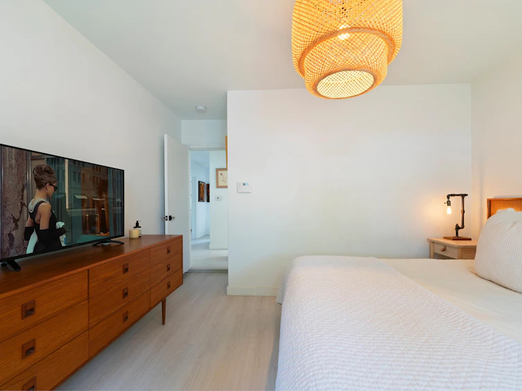 2590 Adanac Street, Vancouver, BC, V5K 2M5 - 22