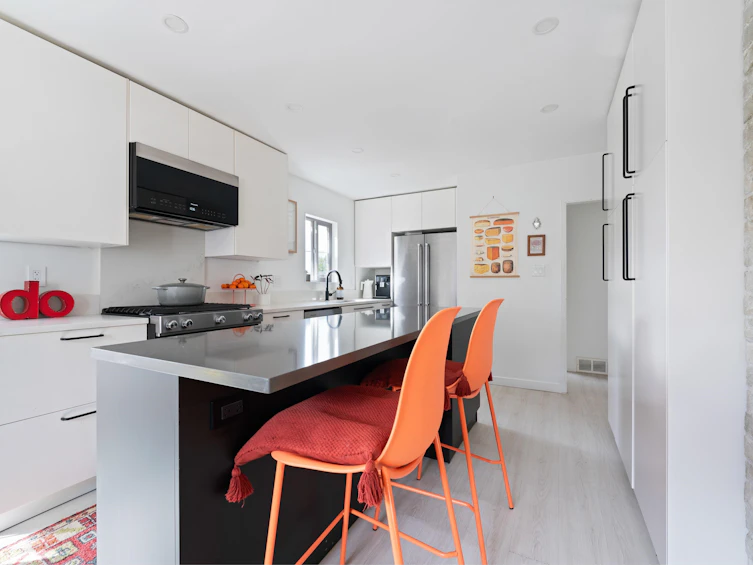 2590 Adanac Street, Vancouver, BC, V5K 2M5 - 13