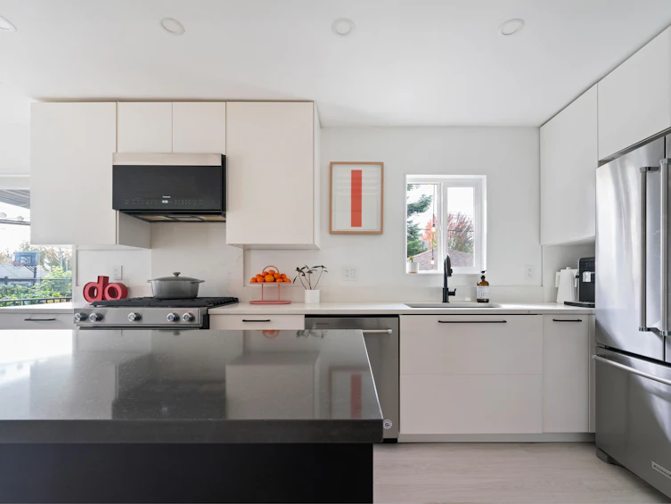 2590 Adanac Street, Vancouver, BC, V5K 2M5 - 18