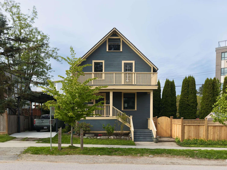 925 E 19th Avenue, Vancouver, BC, V5V 1K8