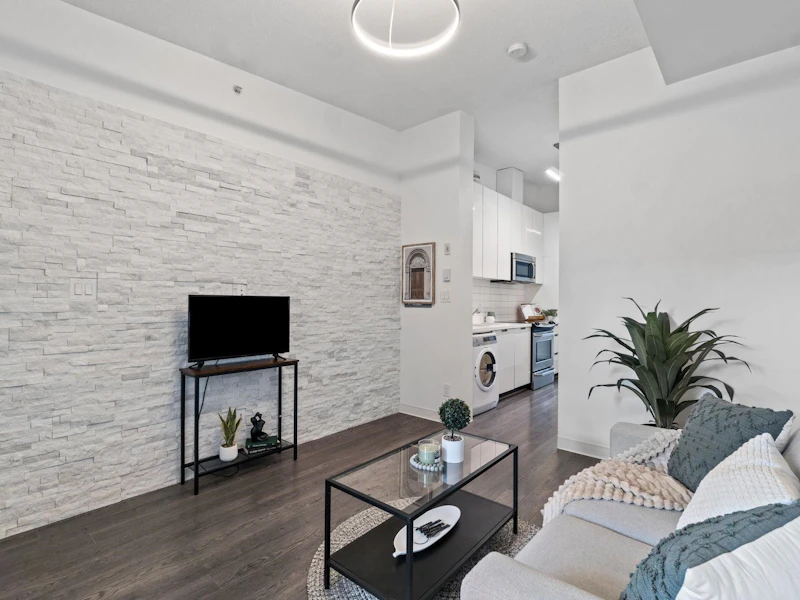 611 - 138 E Hastings Street, Vancouver BC V6A 1N4