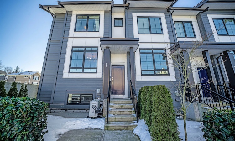 82-2075 Oak Meadows Drive