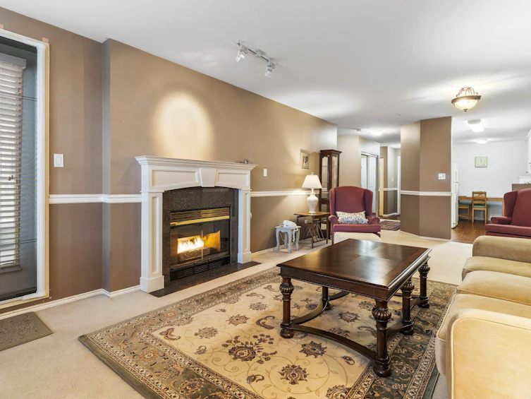 206-9018 208 Street, Langley, BC, V1M 2Y8 - 8