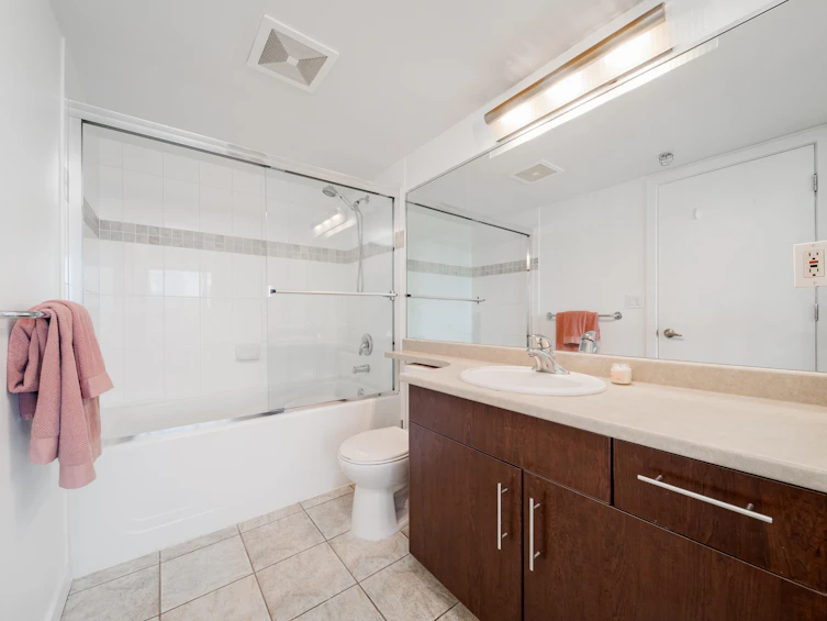 1303-120 Milross Avenue, Vancouver, BC, V6A 4K7 - 13