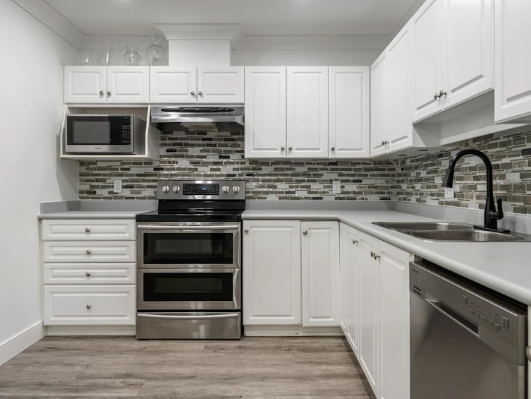 308-33718 King Road, Abbotsford, BC, V2S 8J3 - 4