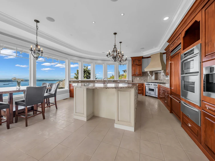 2326 Chippendale Road, West Vancouver, BC, V7S 3J2 - 14
