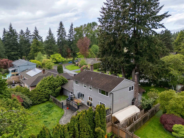 2 Sennok Crescent, Vancouver, BC, V6N 2E4 - 4