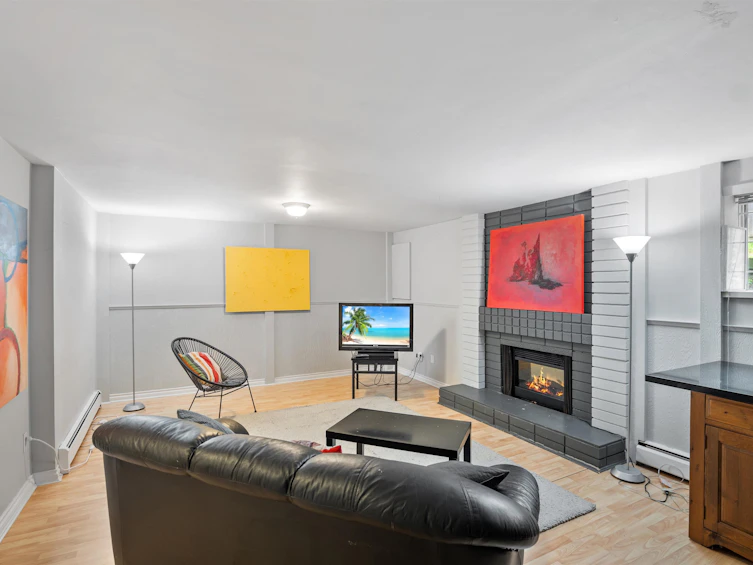 2 Sennok Crescent, Vancouver, BC, V6N 2E4 - 20