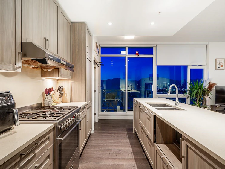 3602-5665 Boundary Road, Vancouver, BC, V5R 0E4 - 8