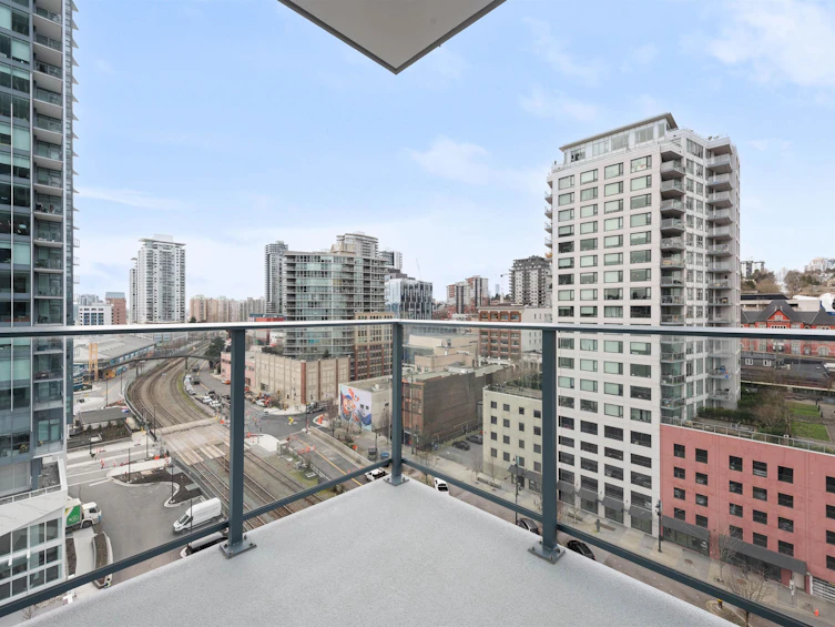 904-660 Quayside Drive, New Westminster, BC, V3M 0P2 - 13
