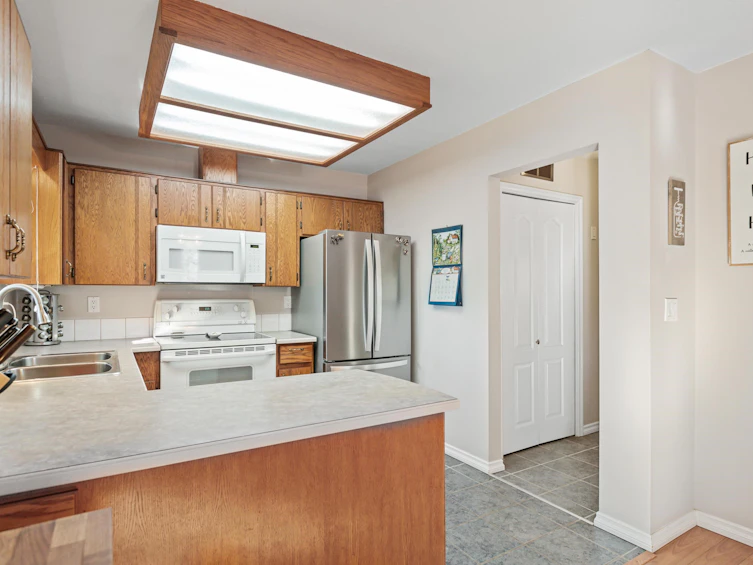 22750 Balabanian Circle, Maple Ridge, BC, V2X 9C3 - 17